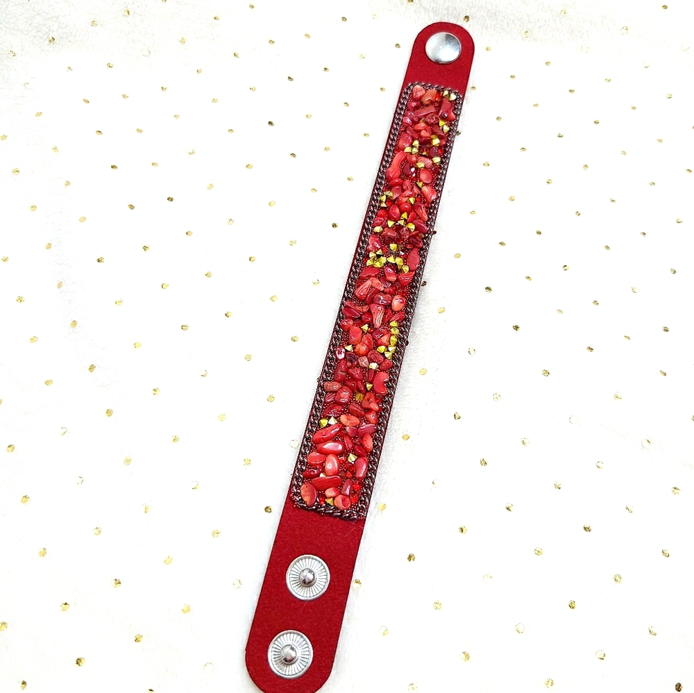 Red Leather & Gem Bracelet *NEW* Adjustable Size*